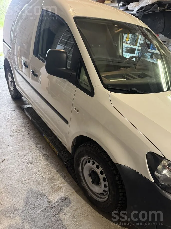 Volkswagen Caddy 2014 photo 2