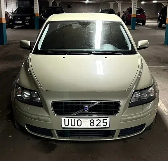 Volvo S40 2004 photo 2