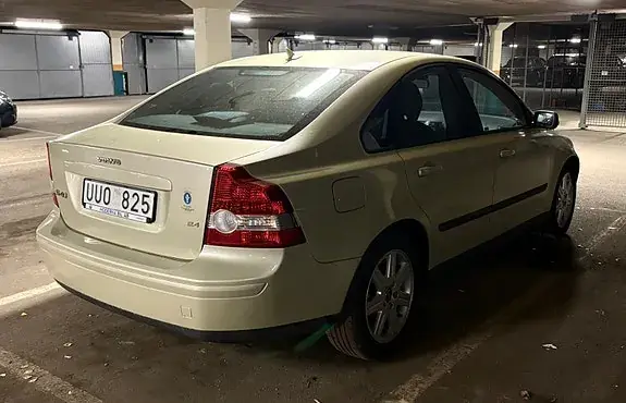 Volvo S40 2004 photo 4