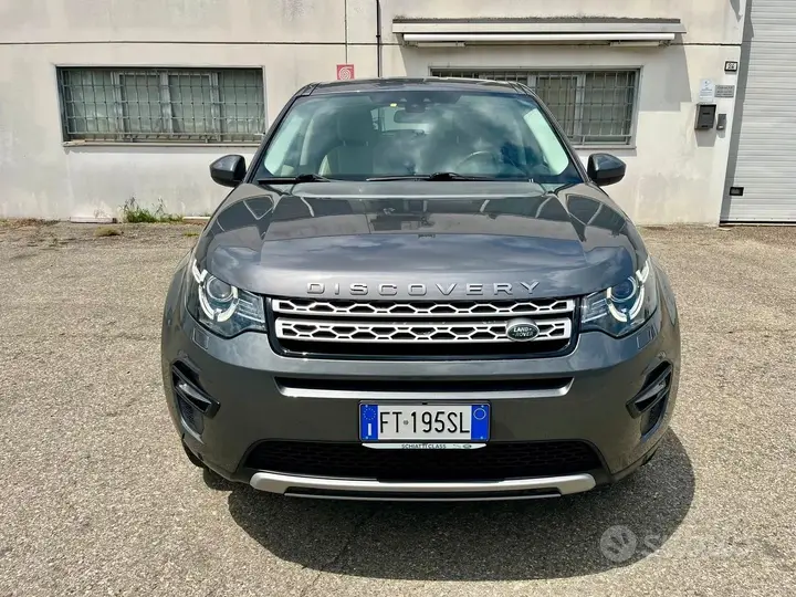 Land Rover Discovery Sport 2019 photo 2