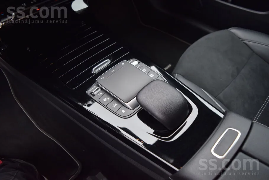 Mercedes-Benz Cla200 2021 photo 5