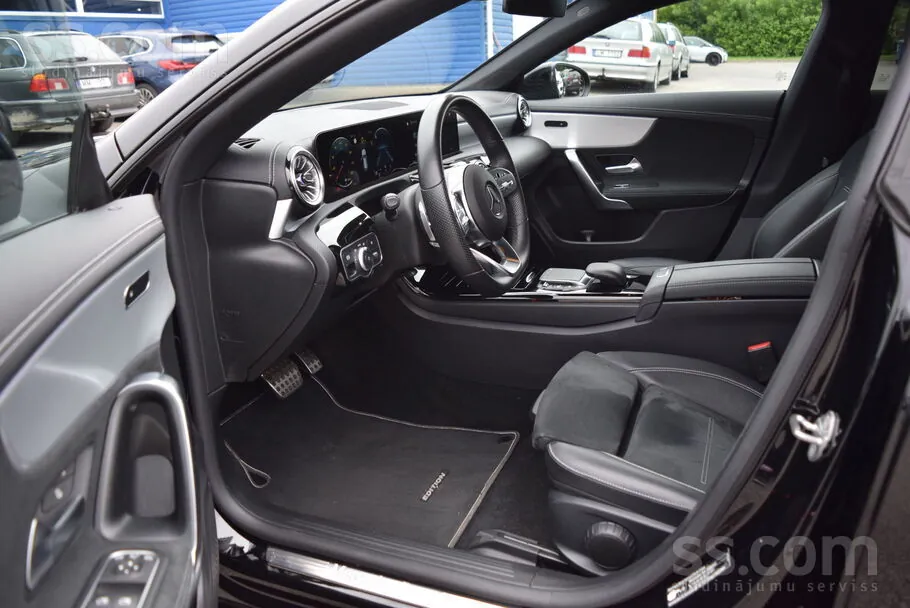Mercedes-Benz Cla200 2021 photo 3