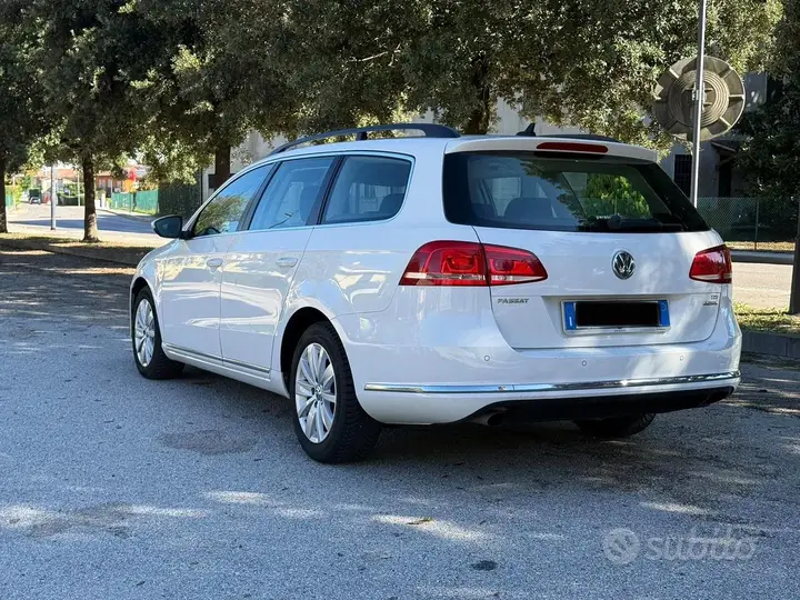 Volkswagen Passat Variant 2014 photo 5