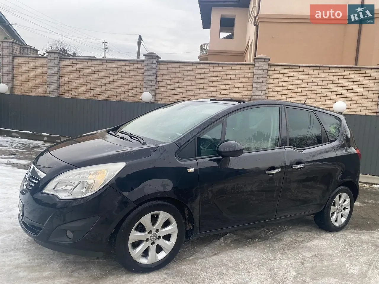 Opel Meriva 2011 photo 2