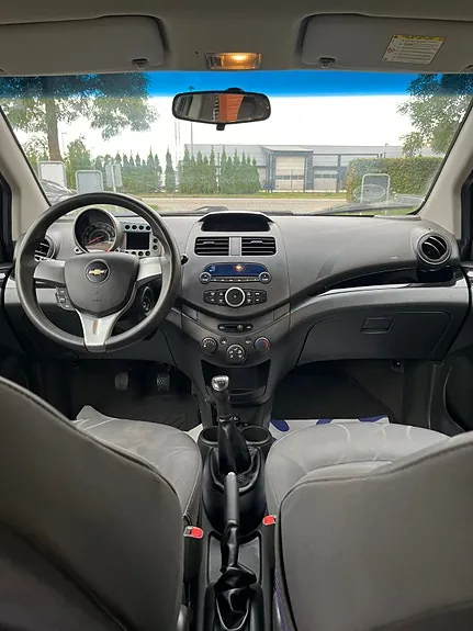 Chevrolet Spark 2010 photo 3