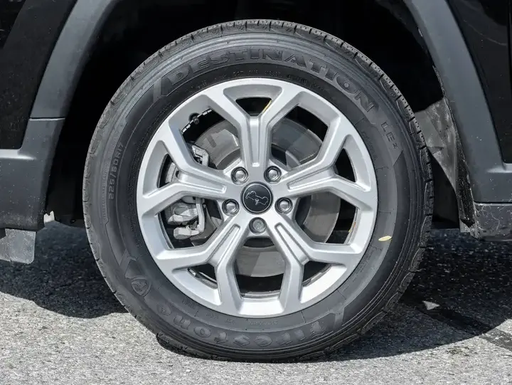 Jeep Compass 2025 photo 4