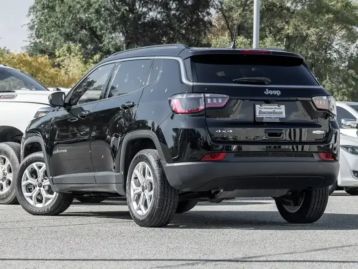 Jeep Compass 2025 photo 5