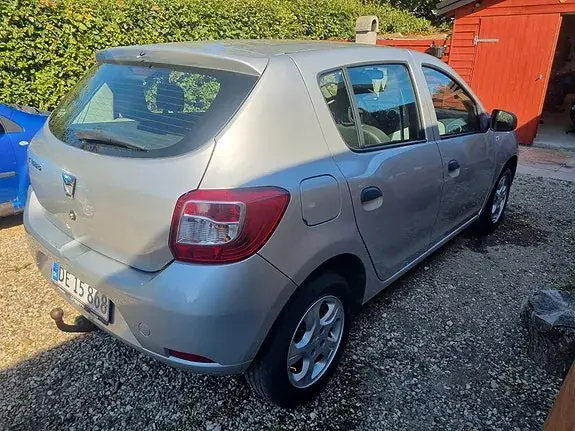 Dacia Sandero 2013 photo 4