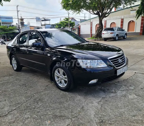 Hyundai Sonata 2009 photo 2