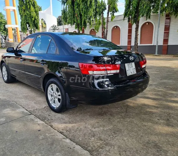 Hyundai Sonata 2009 photo 3