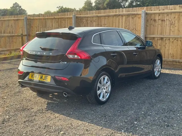 Volvo V40 2017 photo 5