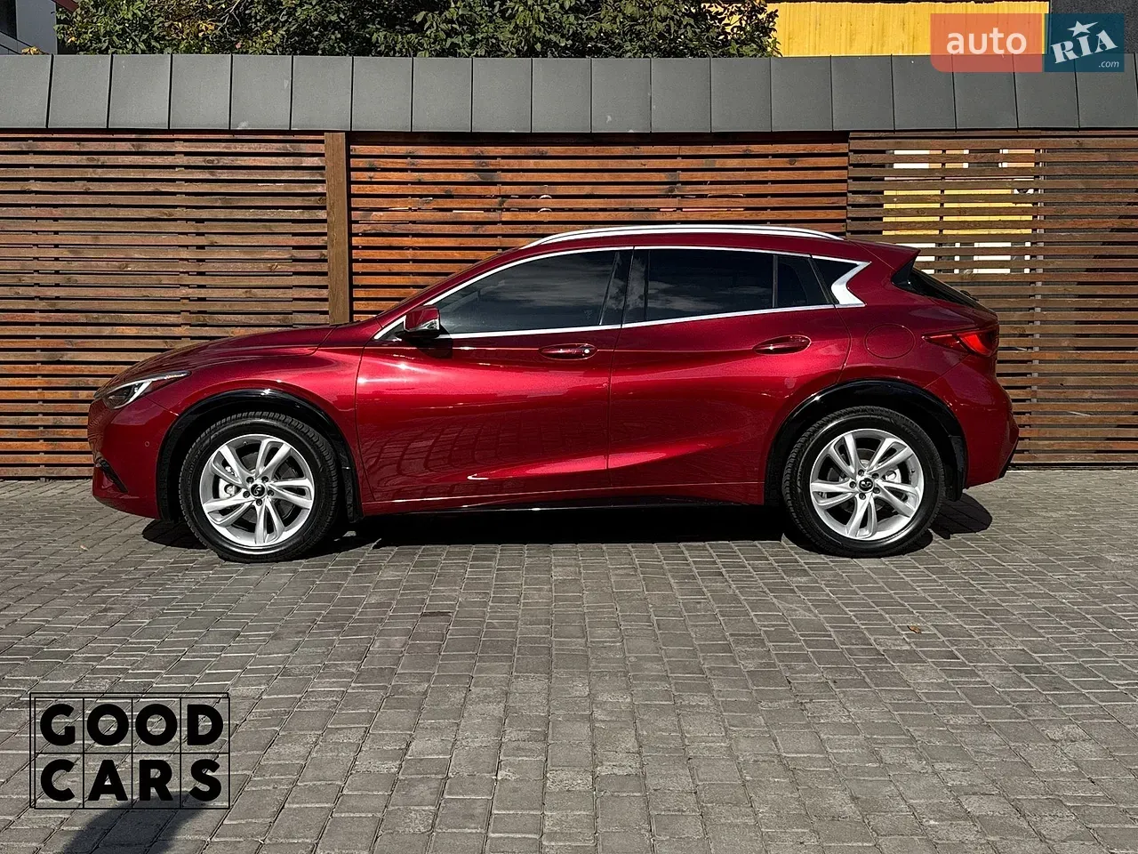 Infiniti Qx30 2016 photo 4