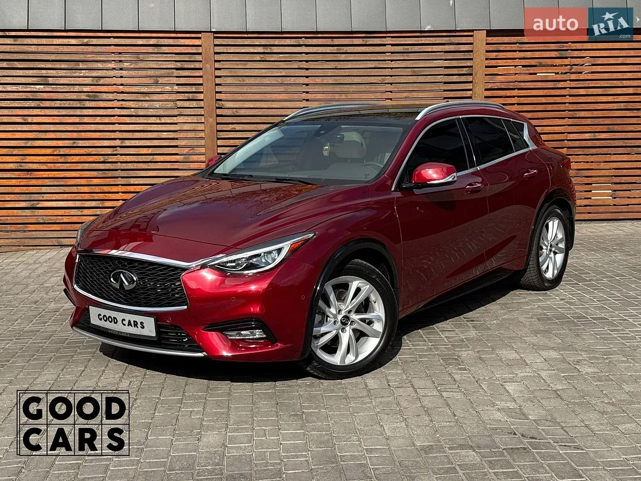 Infiniti Qx30