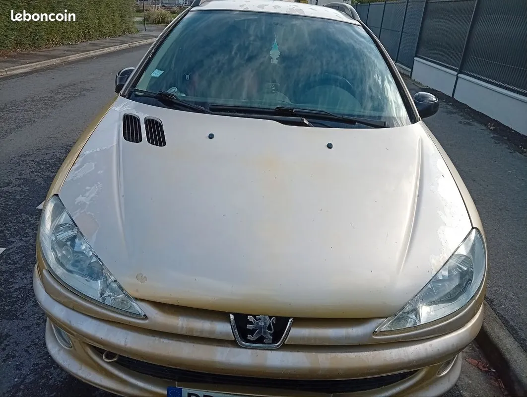 Peugeot 206