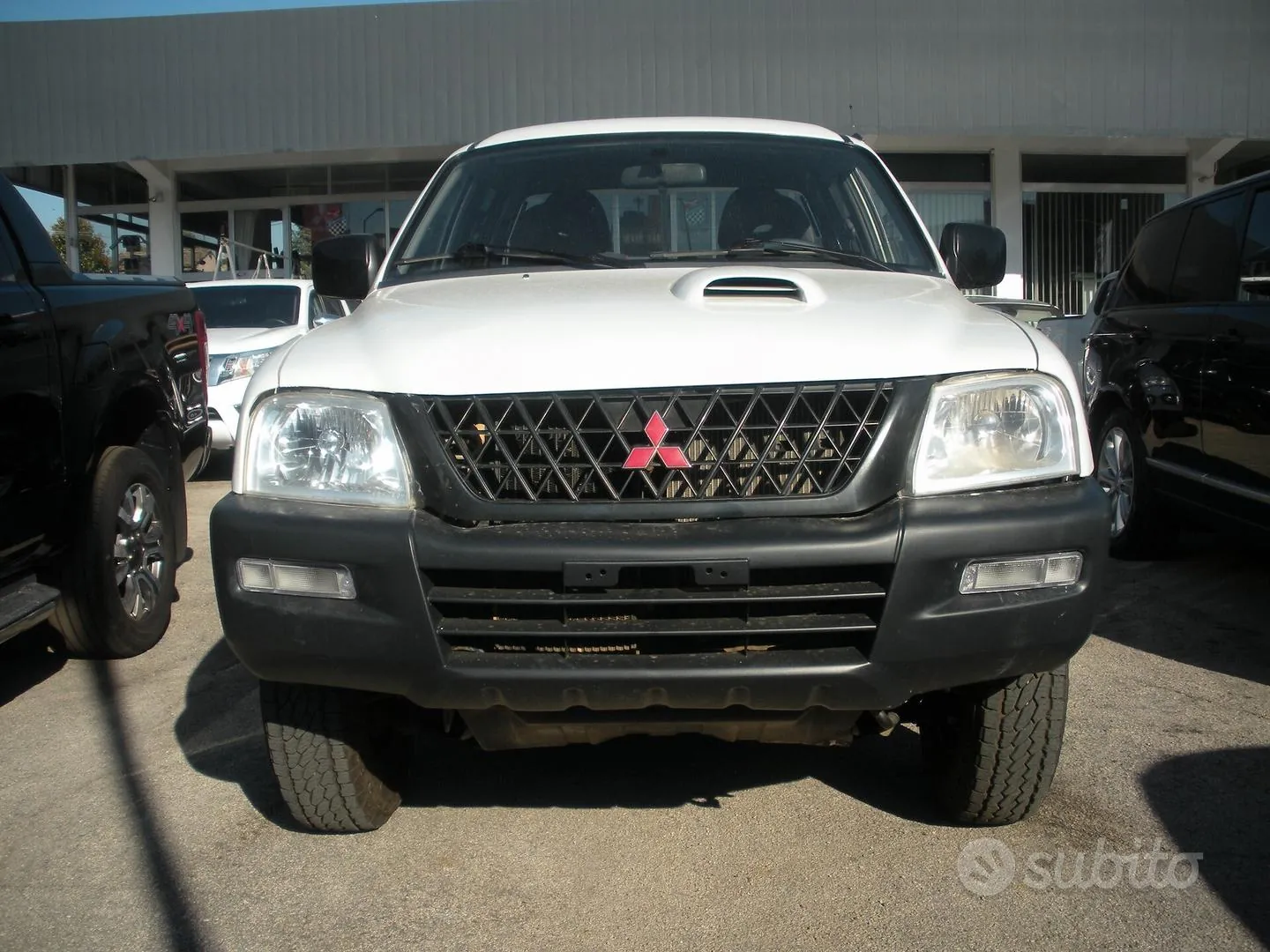 Mitsubishi L200 2003 photo 3