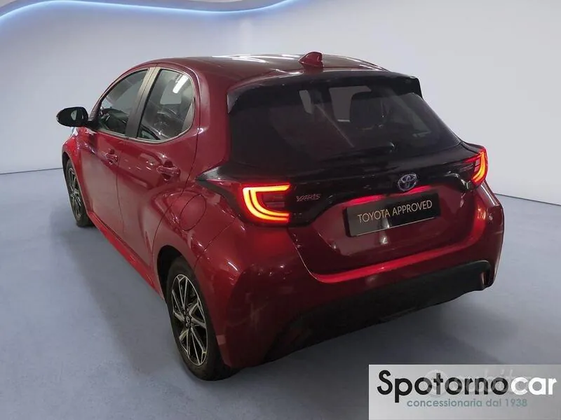 Toyota Yaris 2023 photo 4