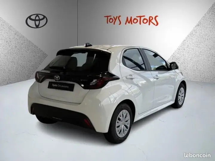 Toyota Yaris 2025 photo 5