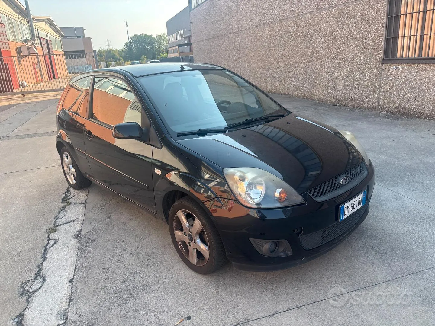 Ford Fiesta 2005 photo 3