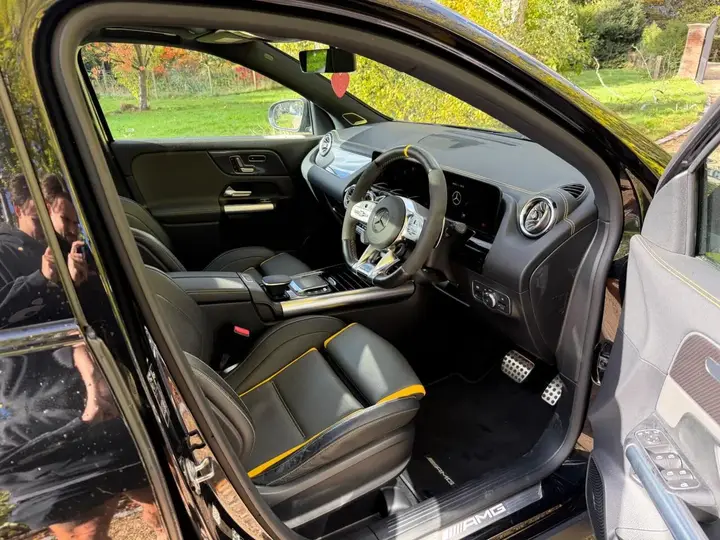 Mercedes-Benz Gla 2023 photo 5