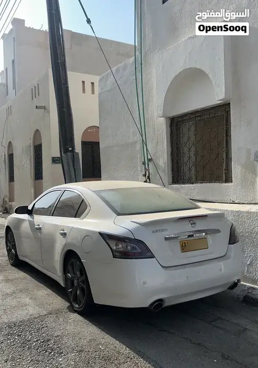 Nissan Maxima 2012 photo 2