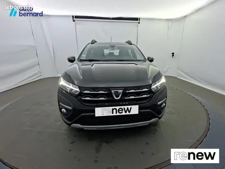 Dacia Sandero 2022 photo 2