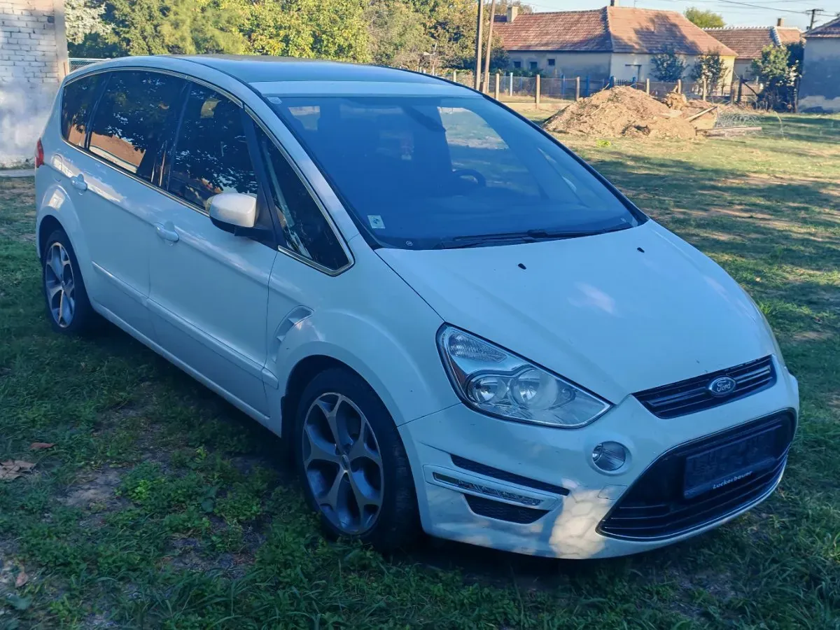 Ford S-Max