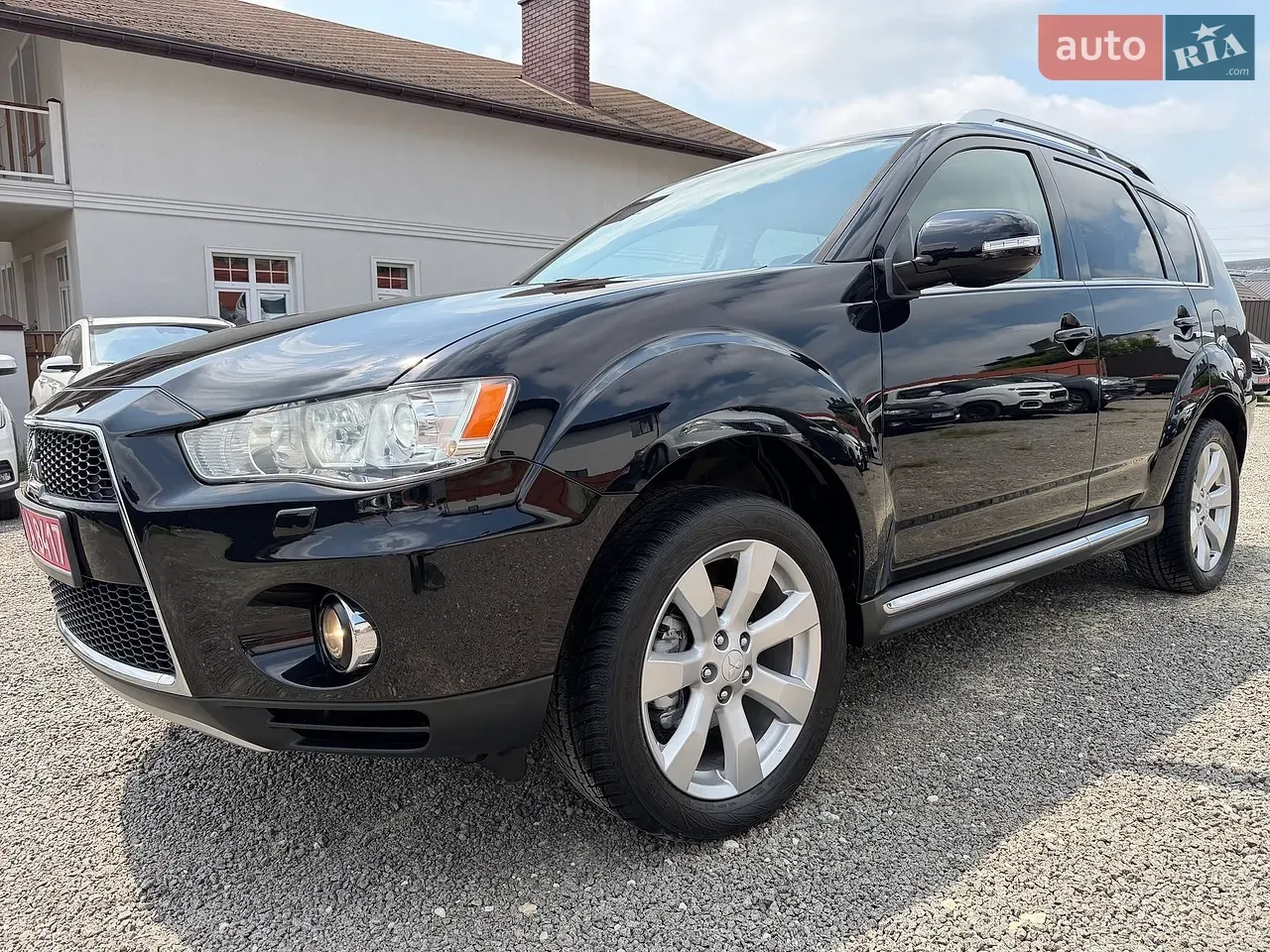 Mitsubishi Outlander Xl