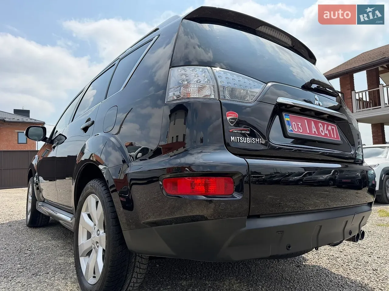 Mitsubishi Outlander Xl 2011 photo 4