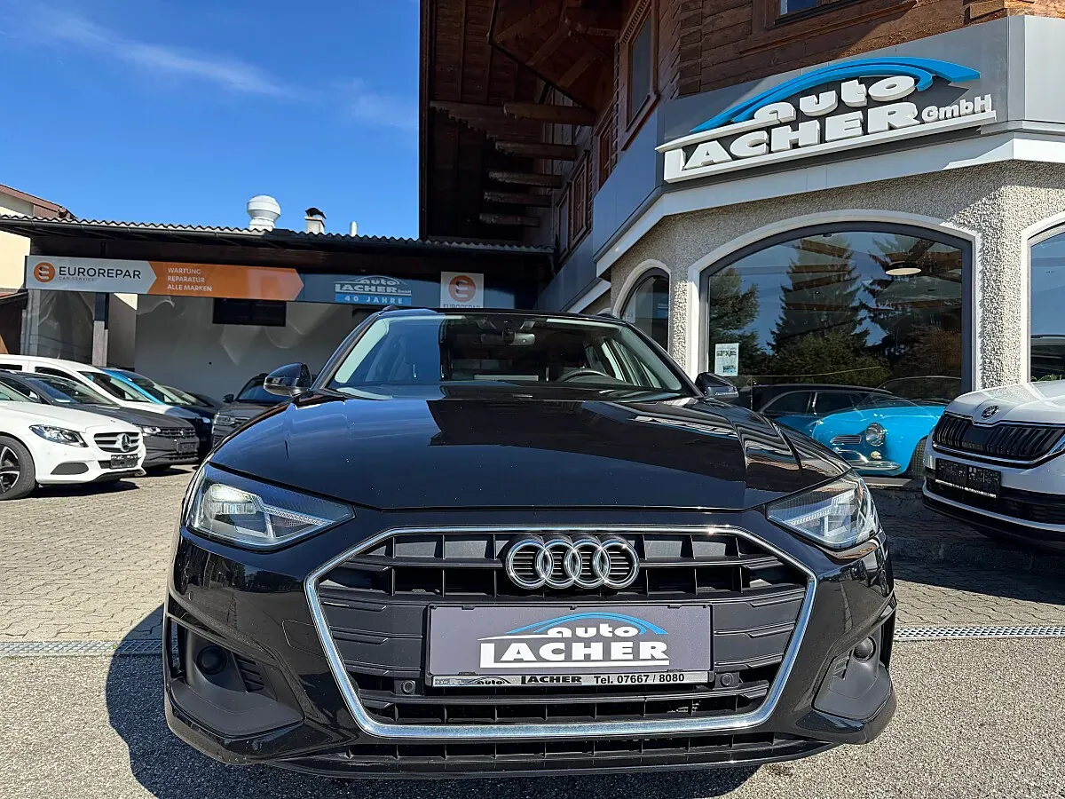 Audi A4 2021 photo 2