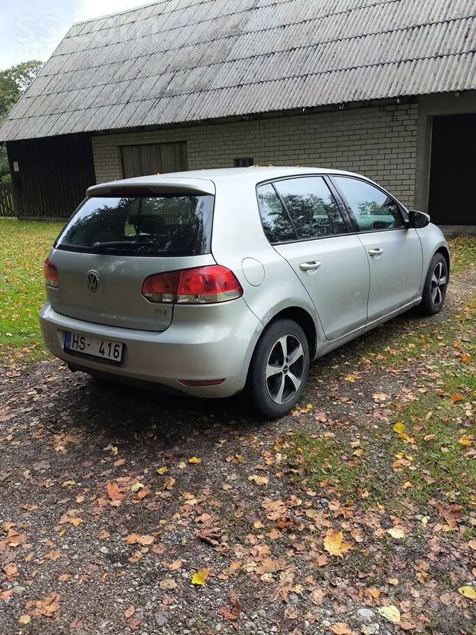 Volkswagen Golf 2011 photo 4