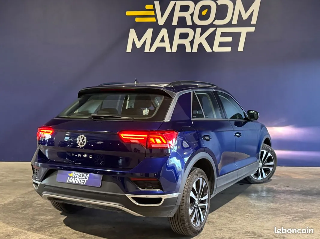 Volkswagen T-Roc 2020 photo 2