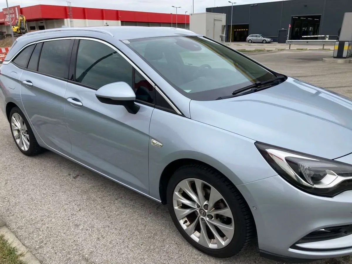 Opel Astra 2017 photo 3