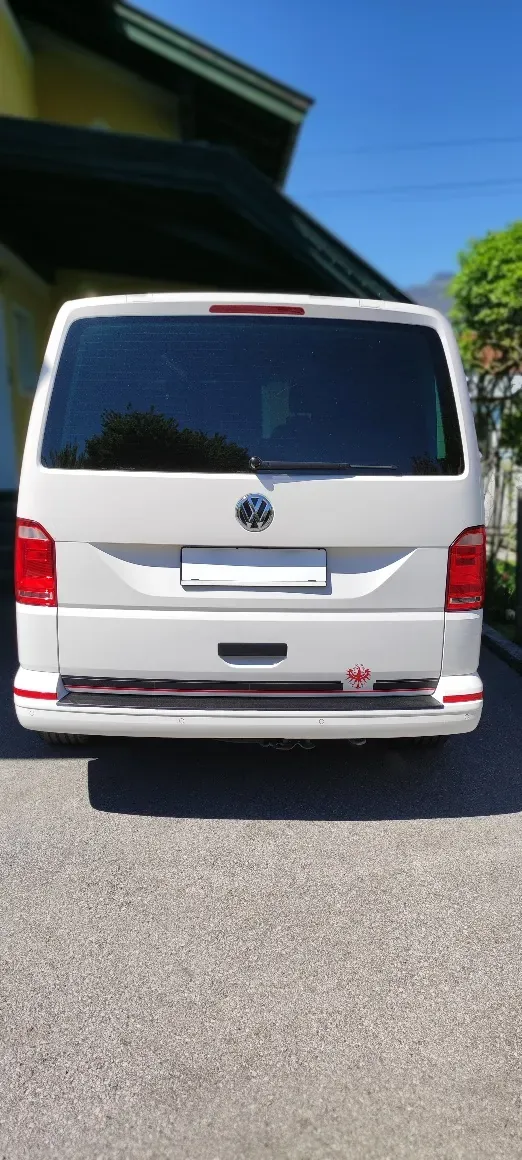 Volkswagen Multivan 2015 photo 2