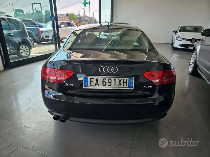 Audi A5 2010 photo 5