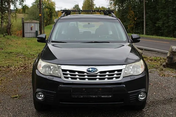 Subaru Forester 2011 photo 3