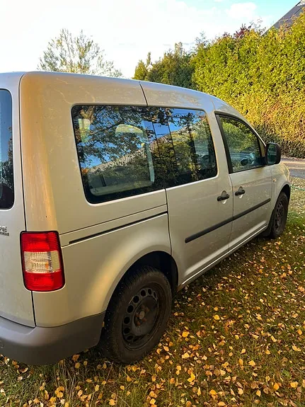 Volkswagen Caddy 2010 photo 3