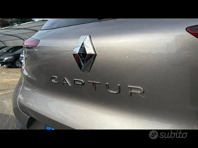 Renault Captur 2023 photo 5