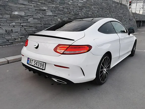 Mercedes-Benz C200 2016 photo 5