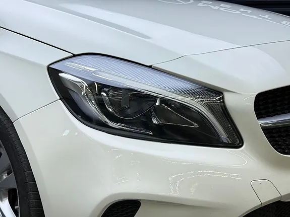 Mercedes-Benz A180 2017 photo 4