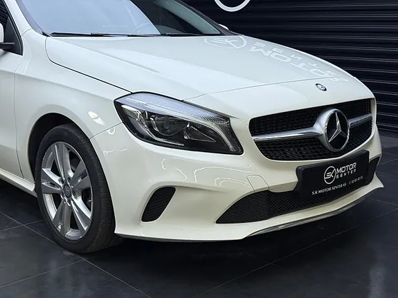 Mercedes-Benz A180 2017 photo 3