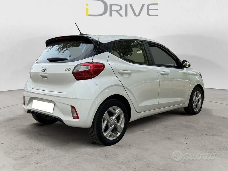 Hyundai I10 2023 photo 3