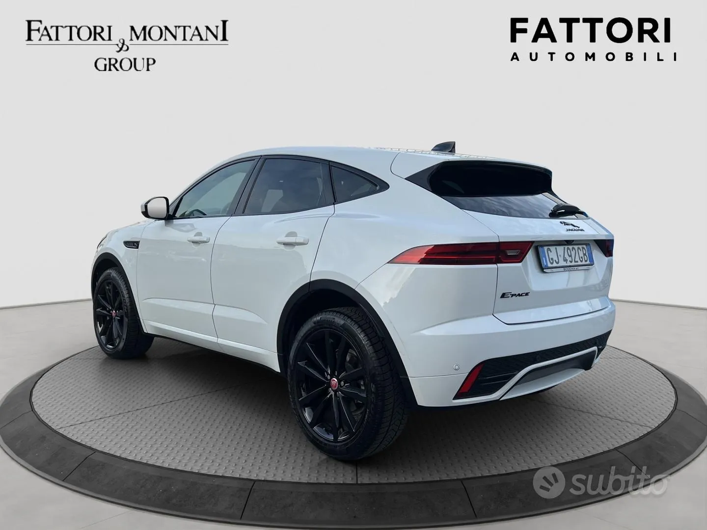 Jaguar E-Pace 2022 photo 4