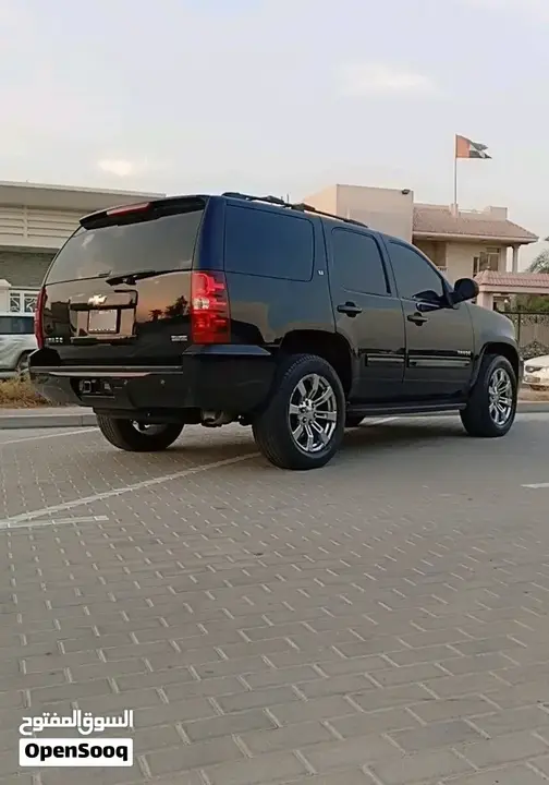 Chevrolet Tahoe 2011 photo 3