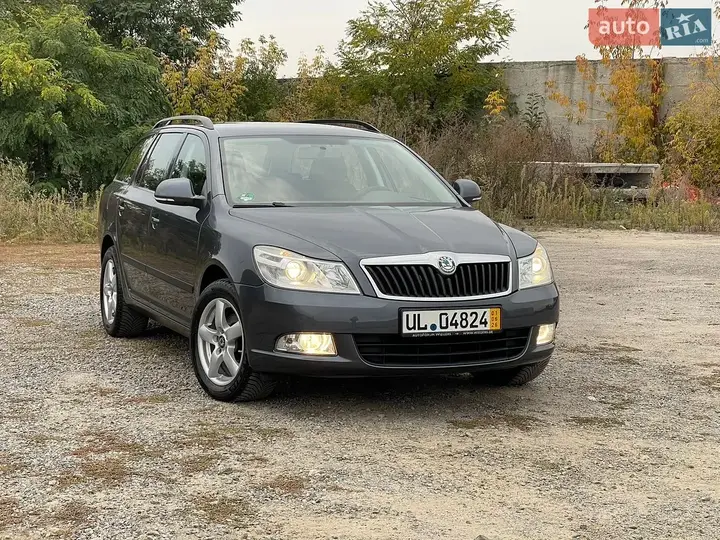 Skoda Octavia 2012 photo 3