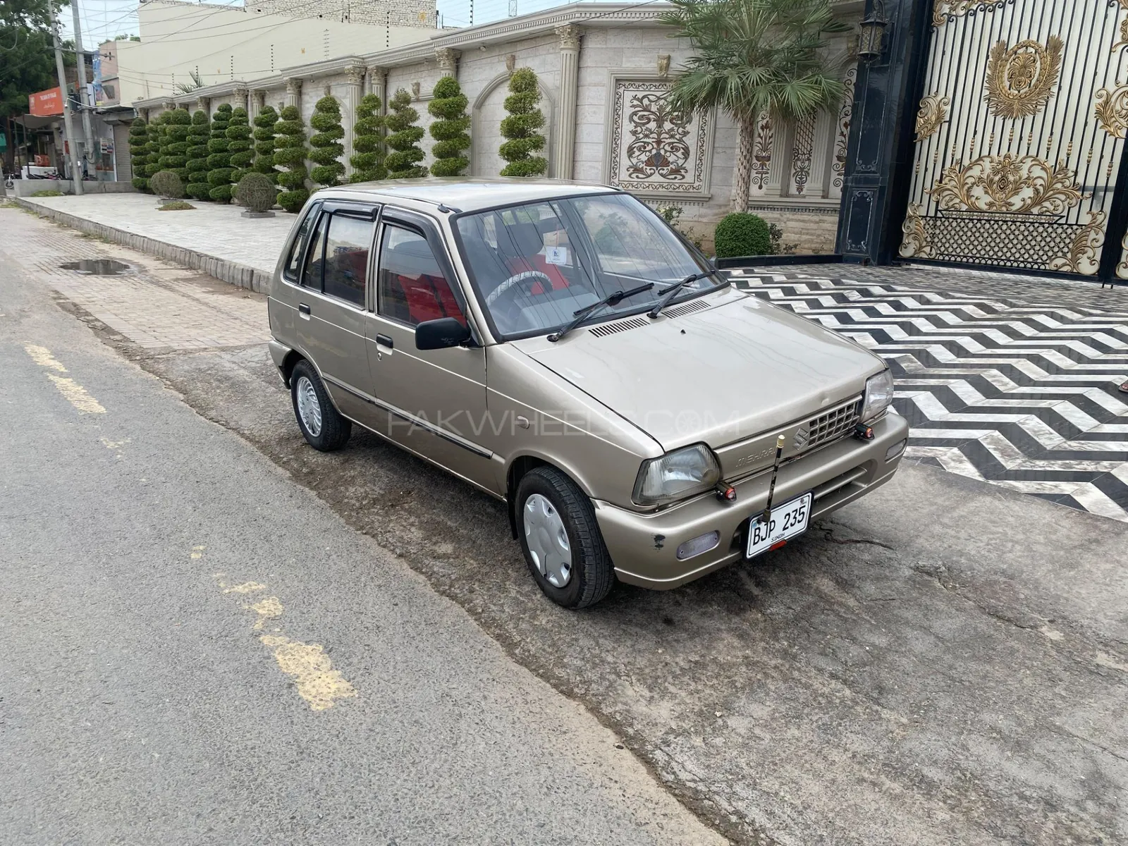 Suzuki Mehran