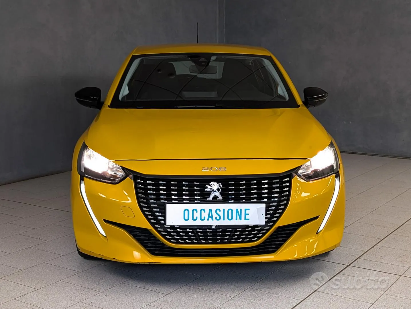 Peugeot 208 2023 photo 2