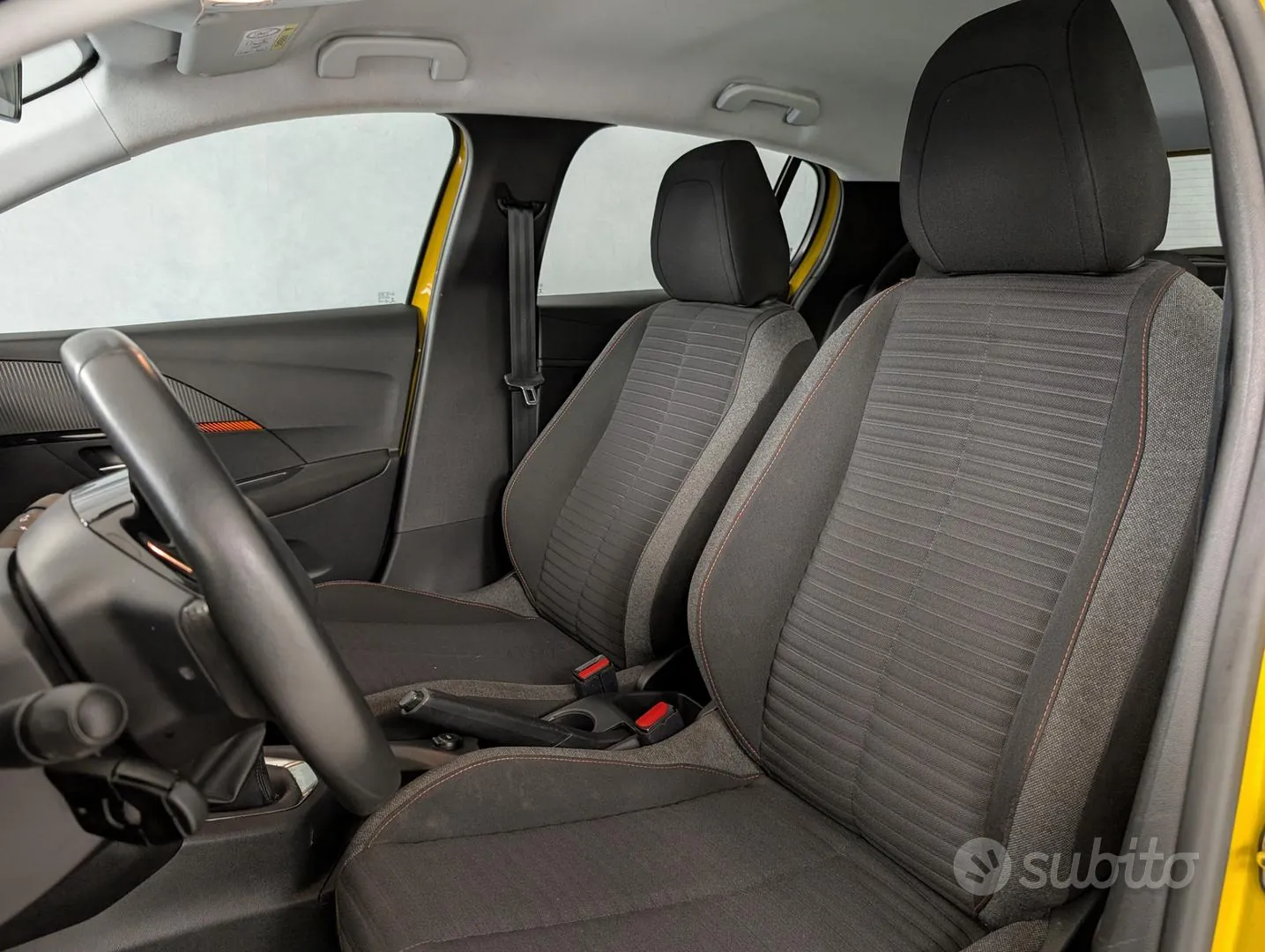 Peugeot 208 2023 photo 5