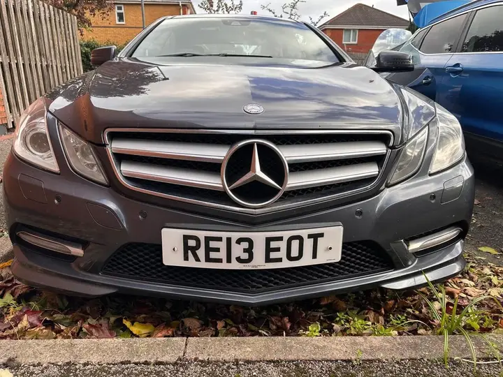 Mercedes-Benz E-Class 2013 photo 2