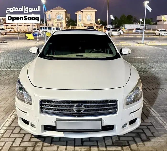 Nissan Maxima