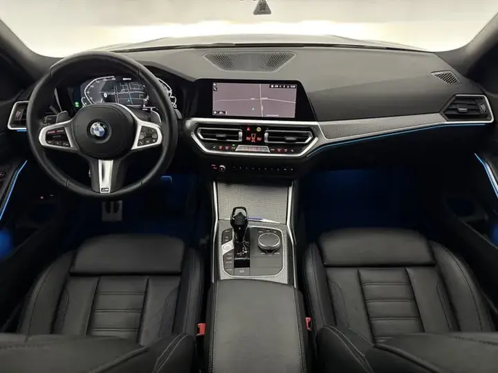 BMW 3Serie 2021 photo 2